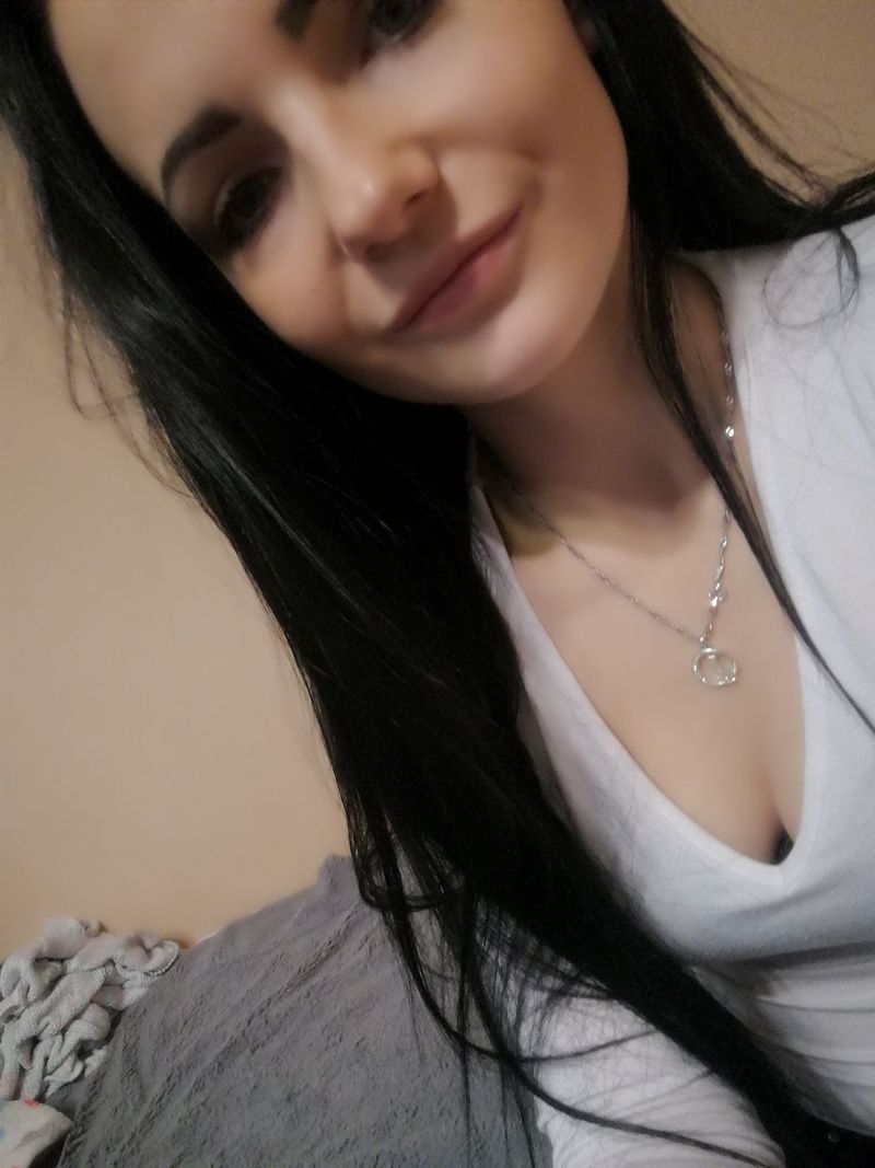Angelika, 28