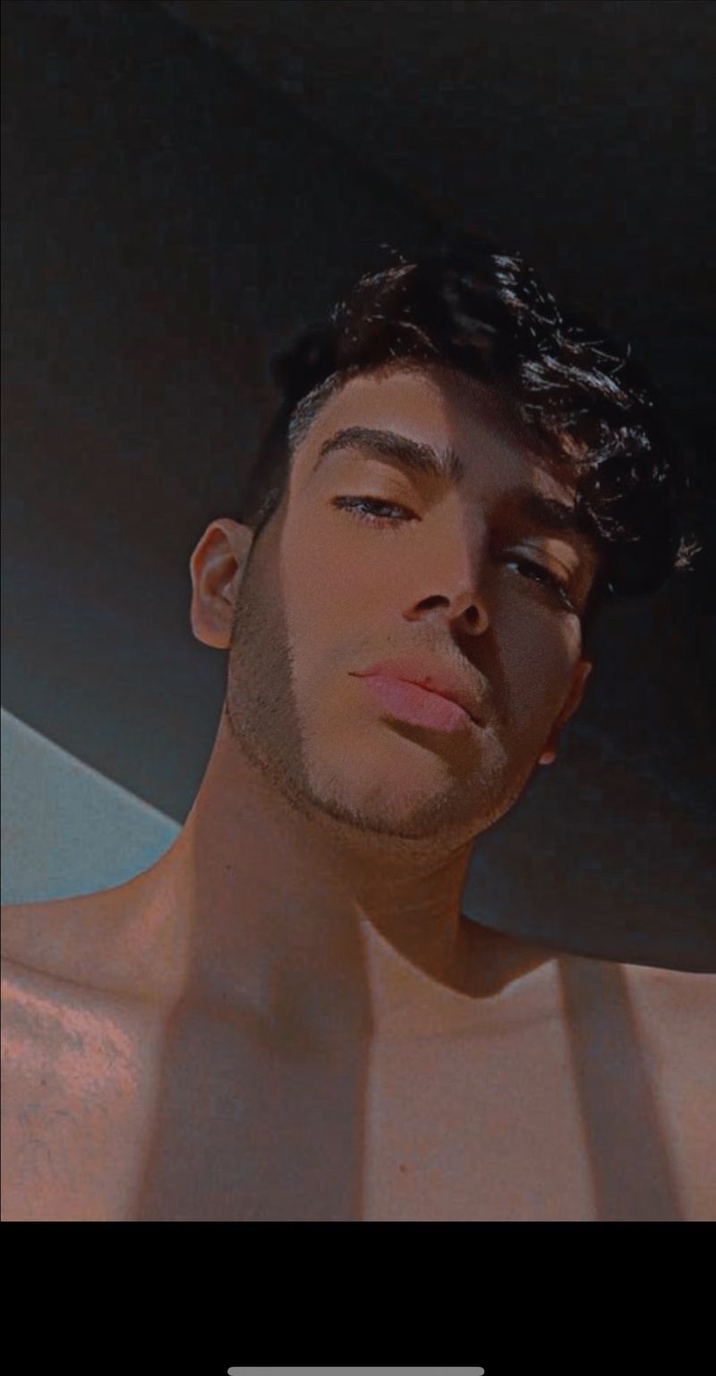 Rayan, 27