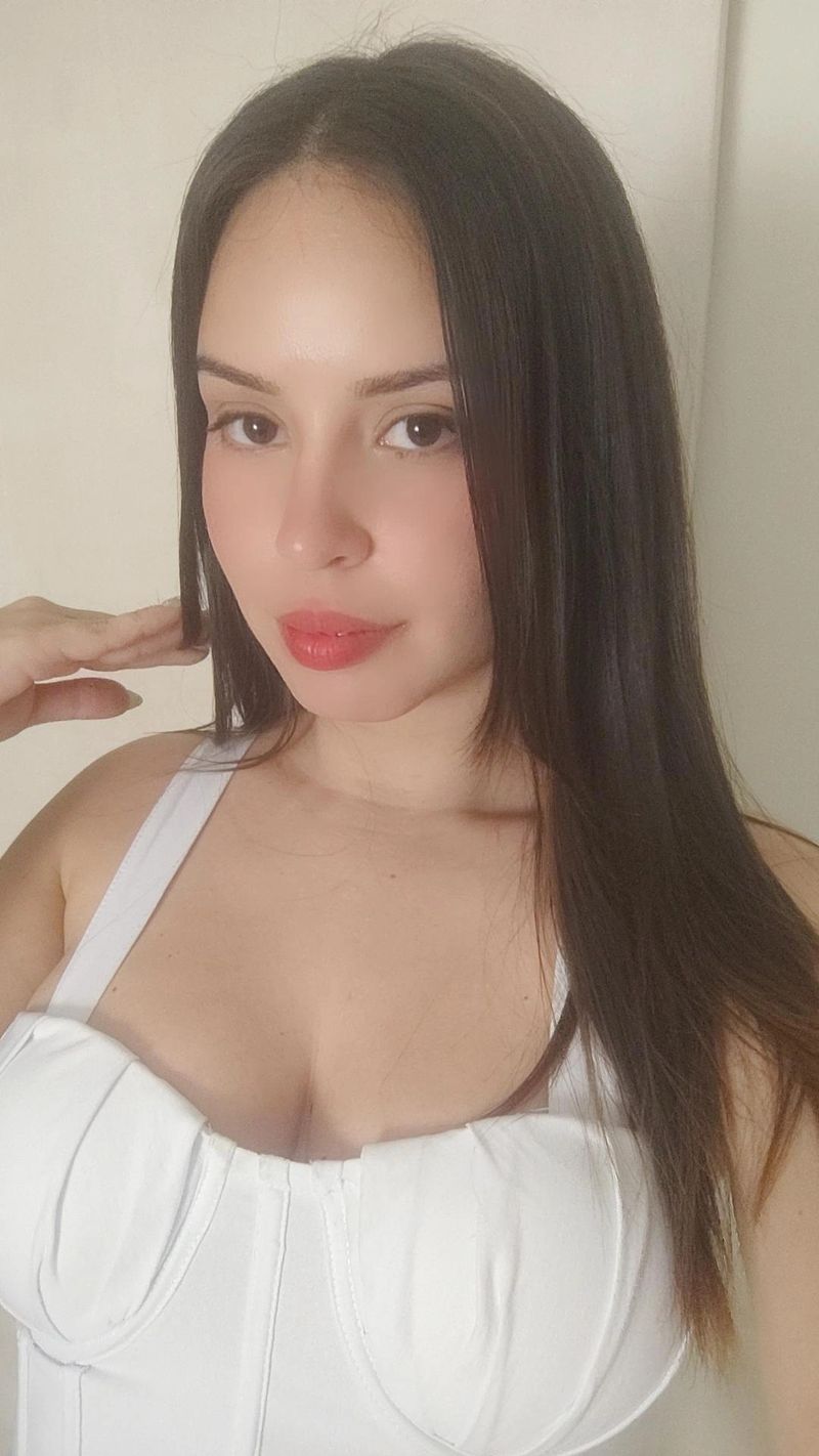 Gaby, 31