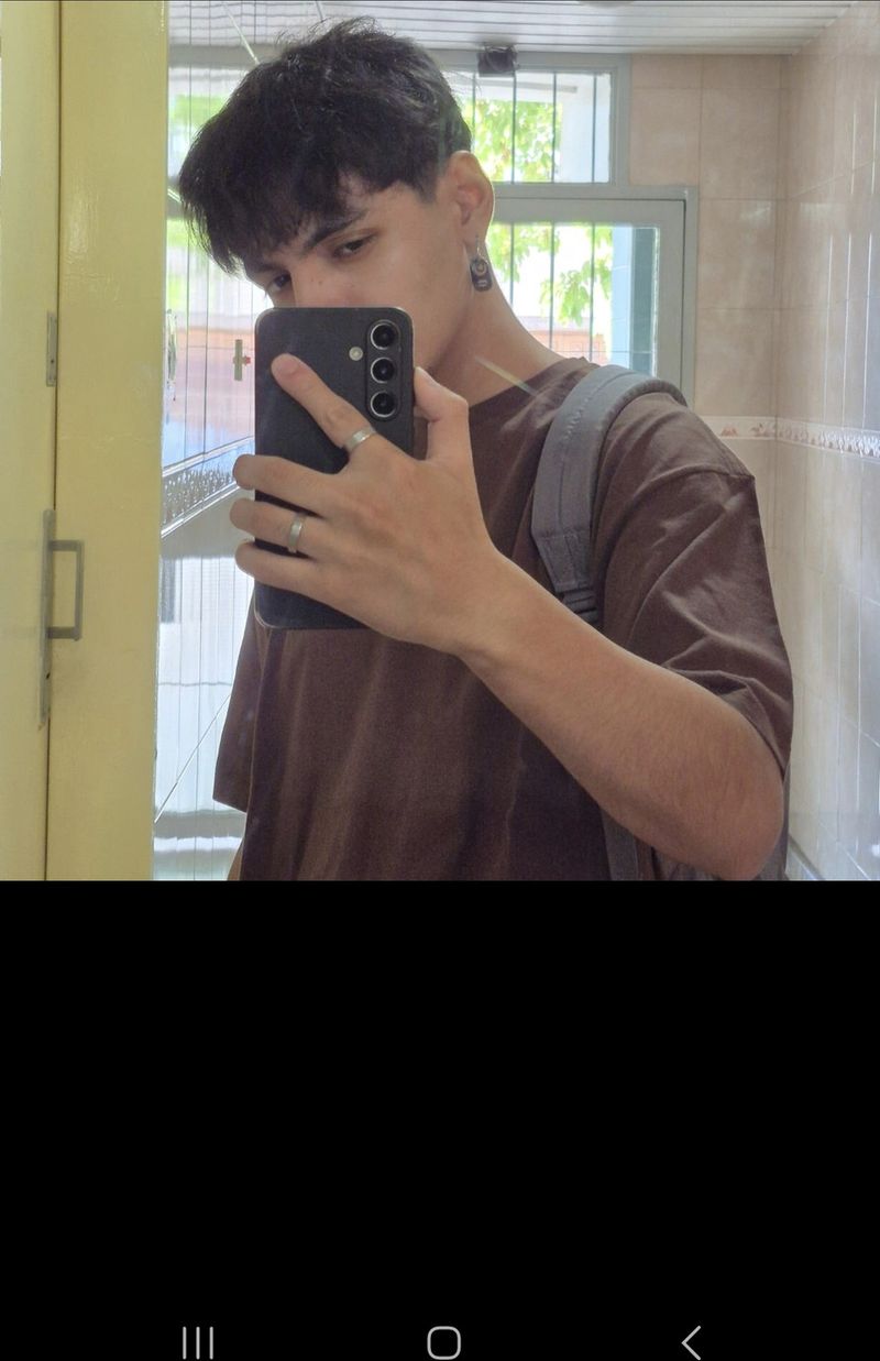 Agustin, 20