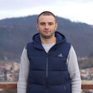 Piotr, 42
