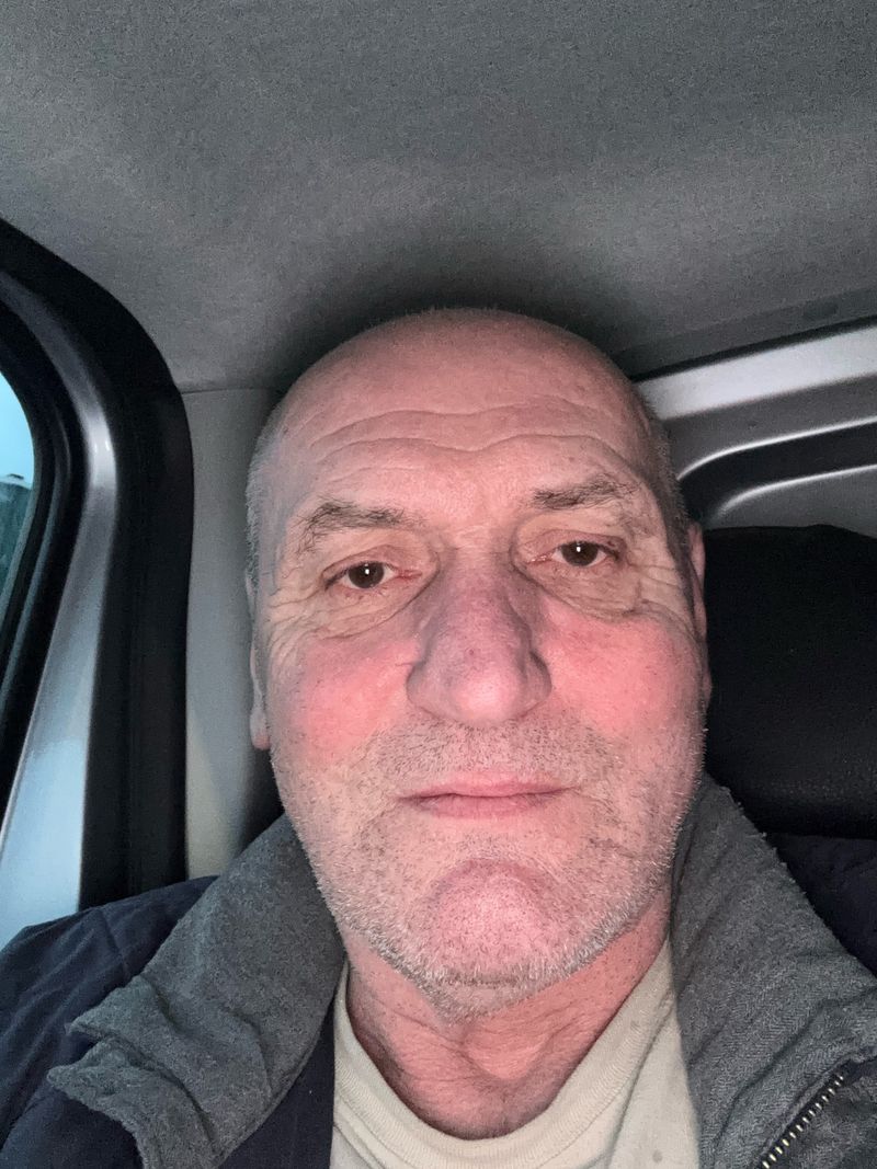 Jacek, 59