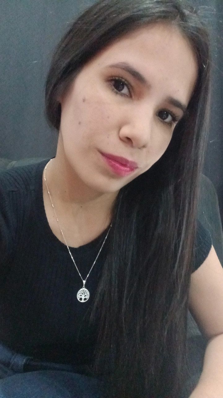 Aysa, 28