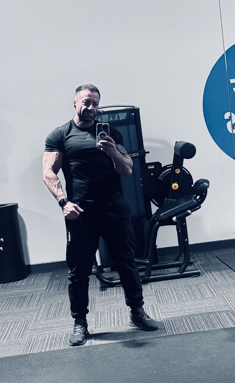 Mariusz, 40