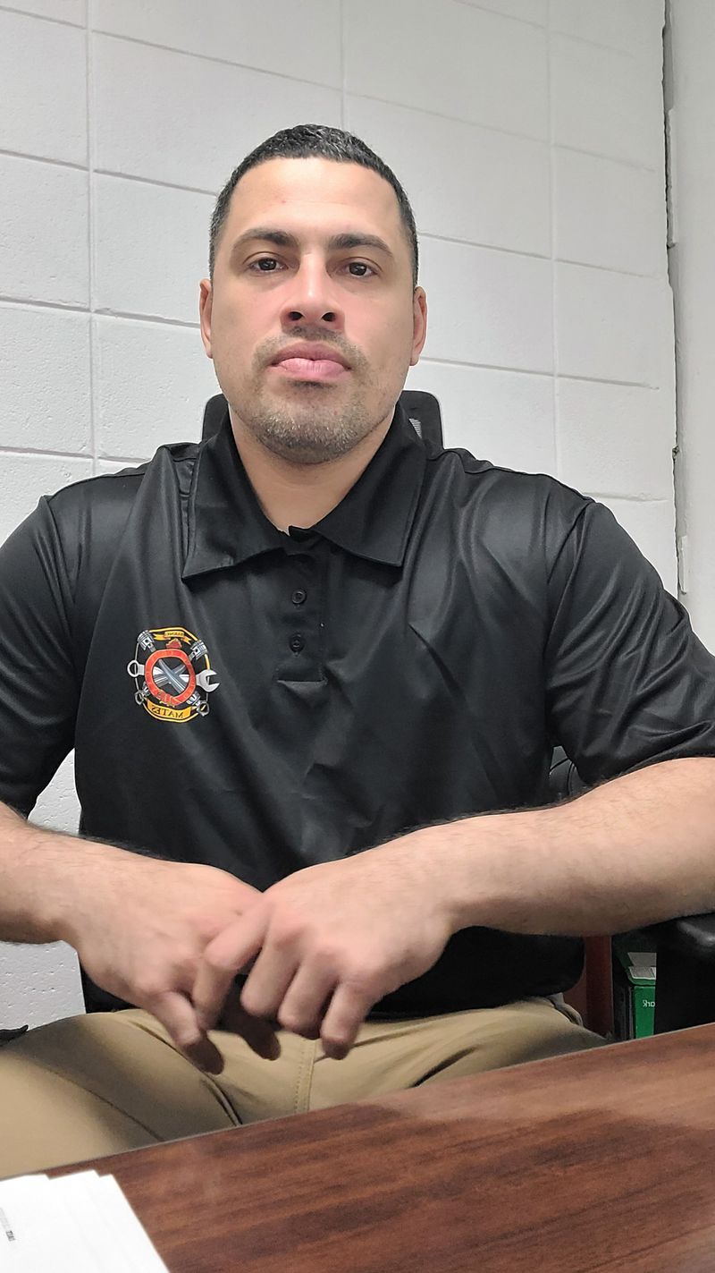 Walter, 34