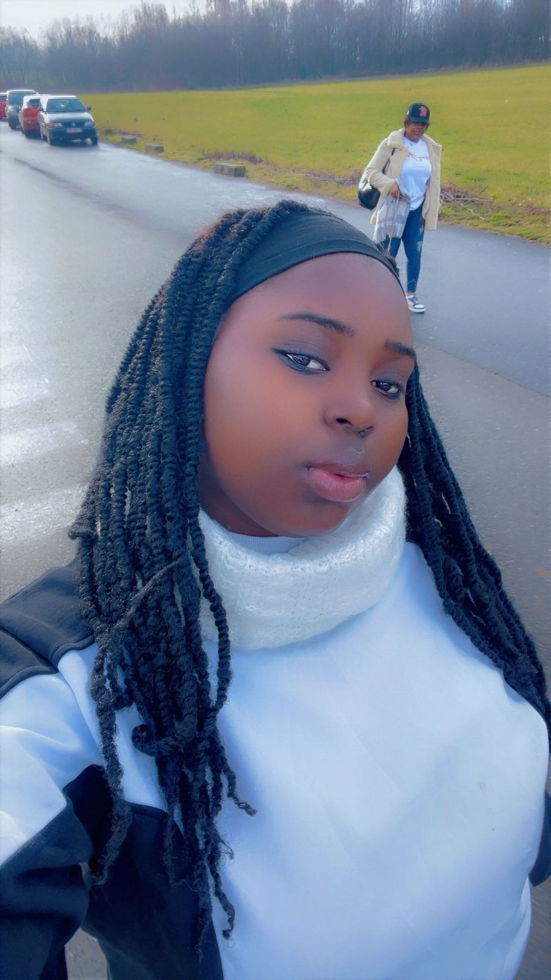 Gaëlle, 26