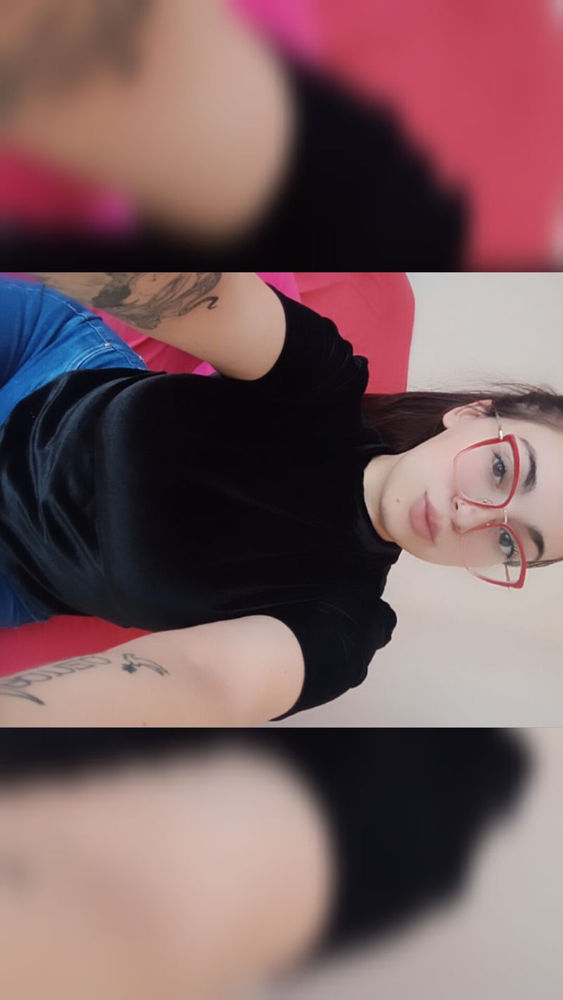 Michelle, 20