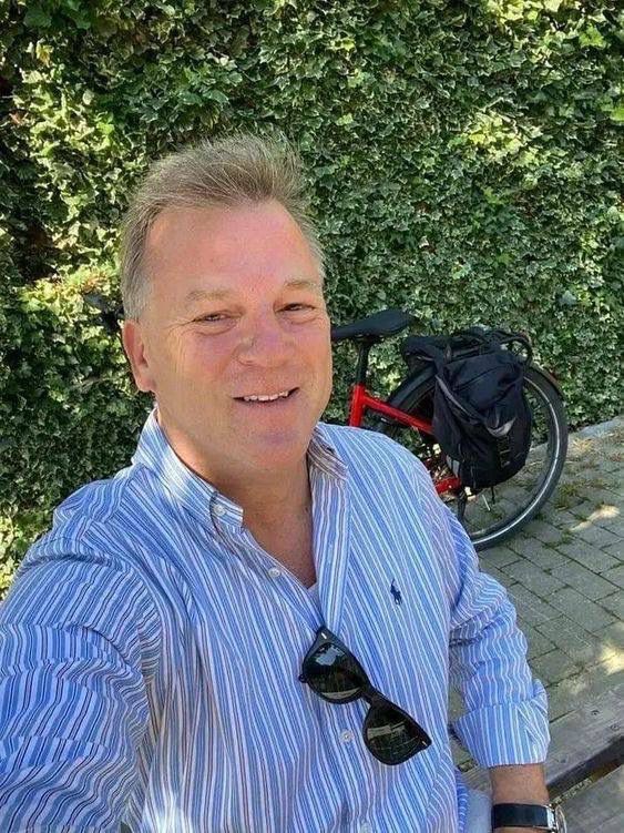 Roberts Green, 48