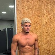 Caio, 28