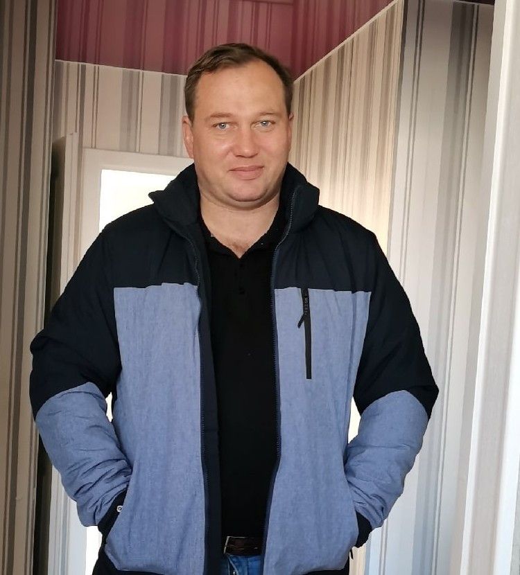 Олег, 45