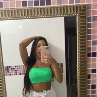 Larissa, 26