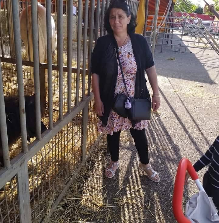 Sylvie, 51