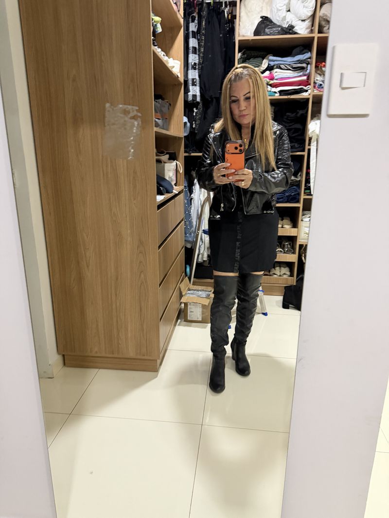Mary, 60