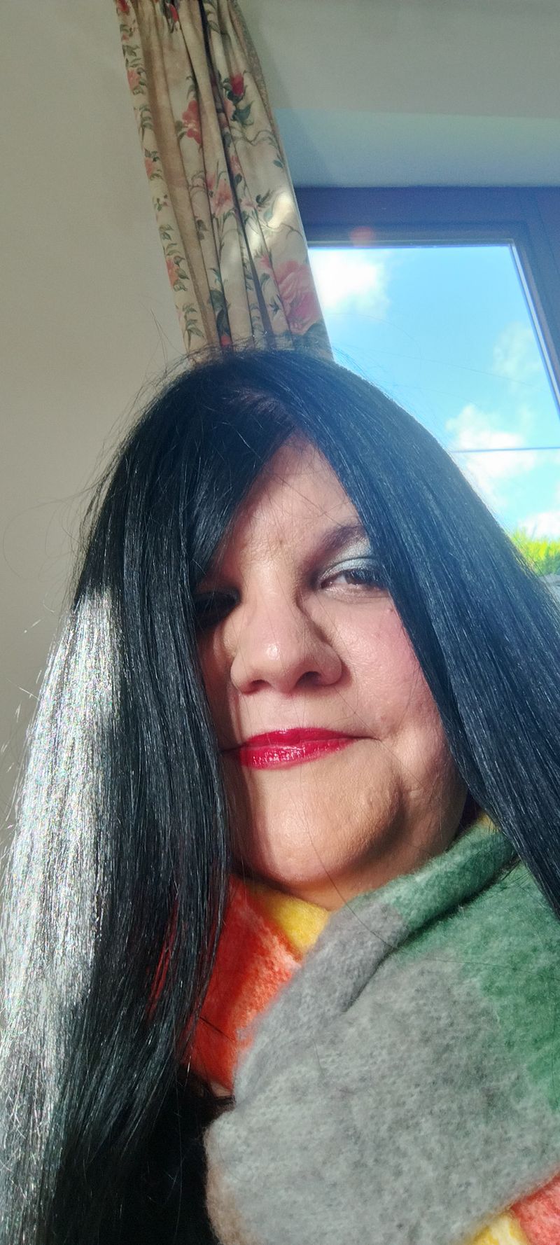 Sabrina, 44