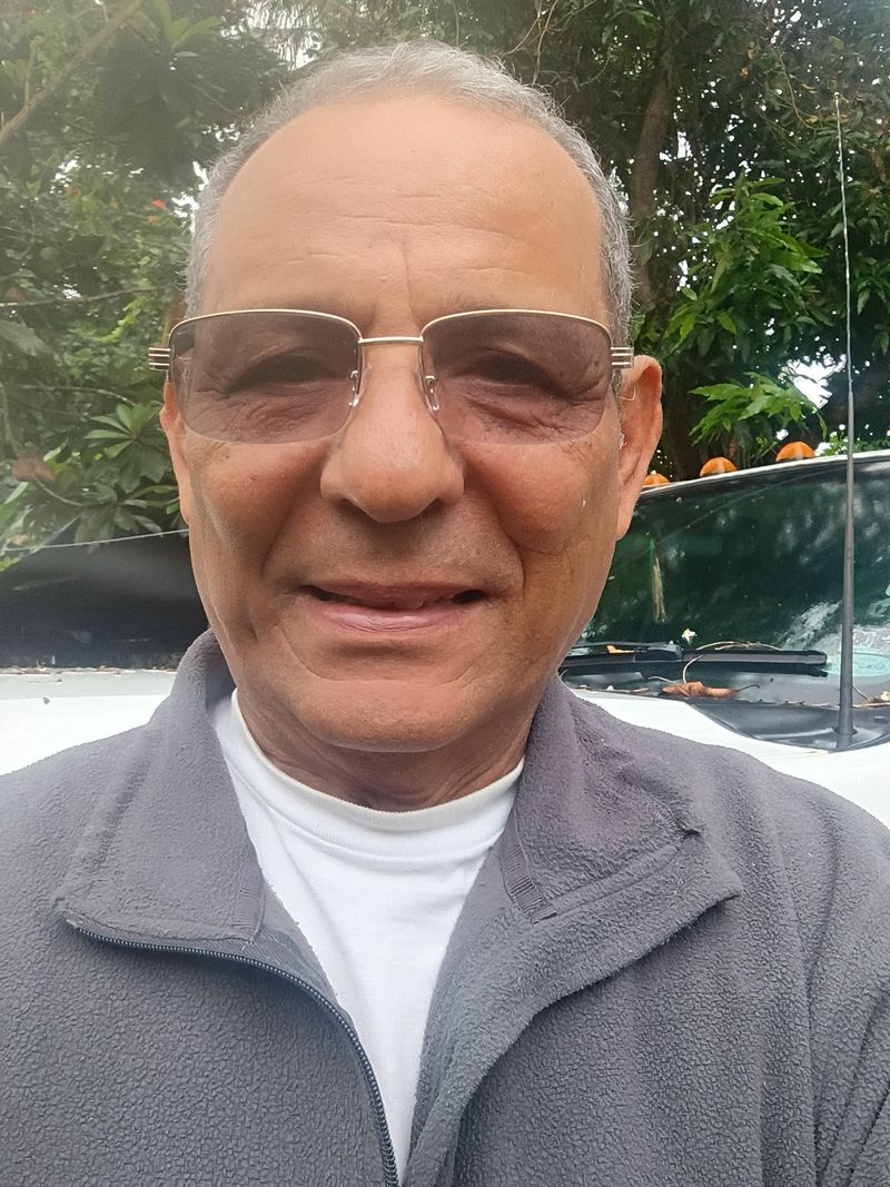 Rigoberto H, 57