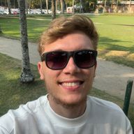 Luiz, 25