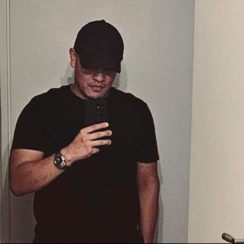 Diego, 29