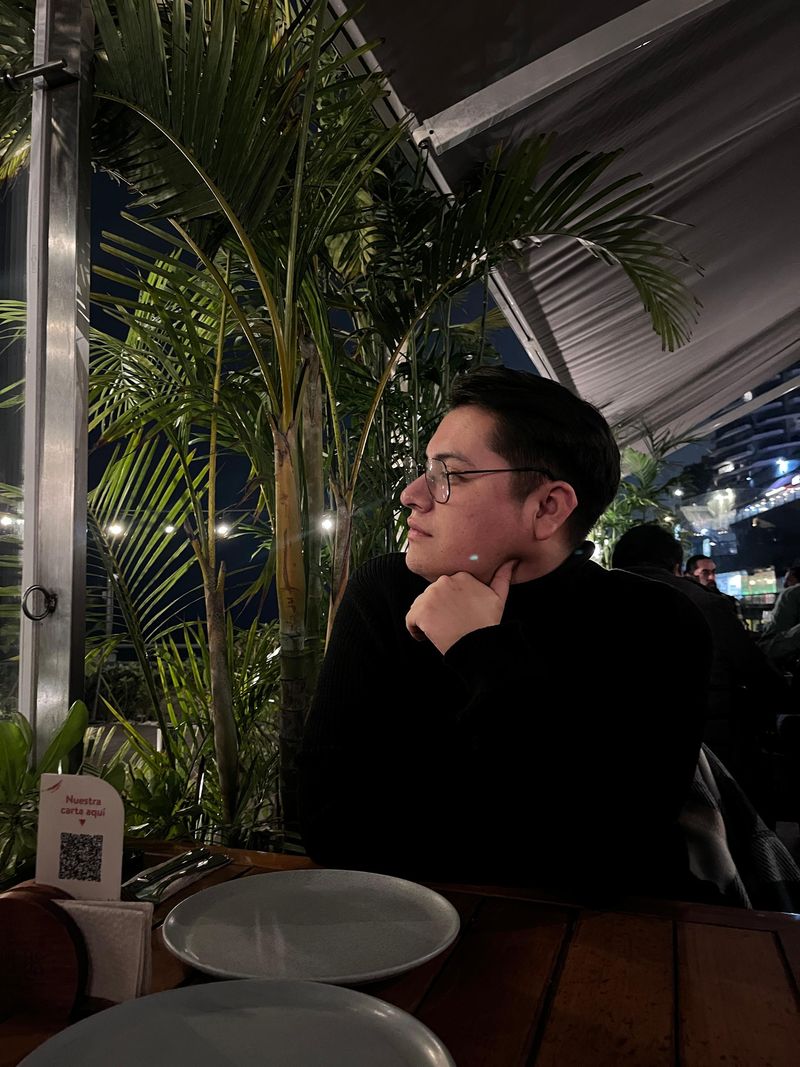 Leonardo Enrique, 25