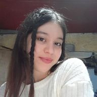 Micaela, 21