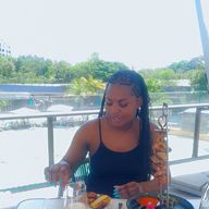 Mandla, 28