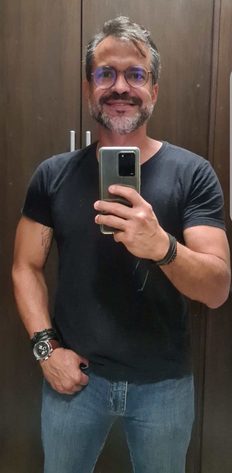 Daniel, 46