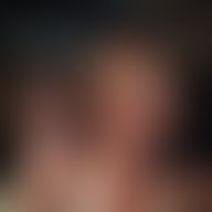 Claudia, 53