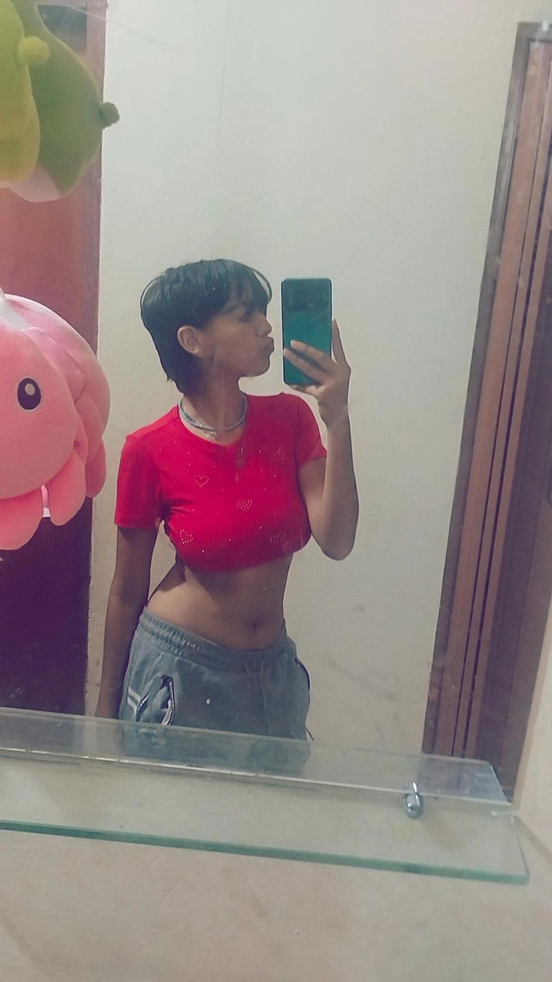 Angie, 18