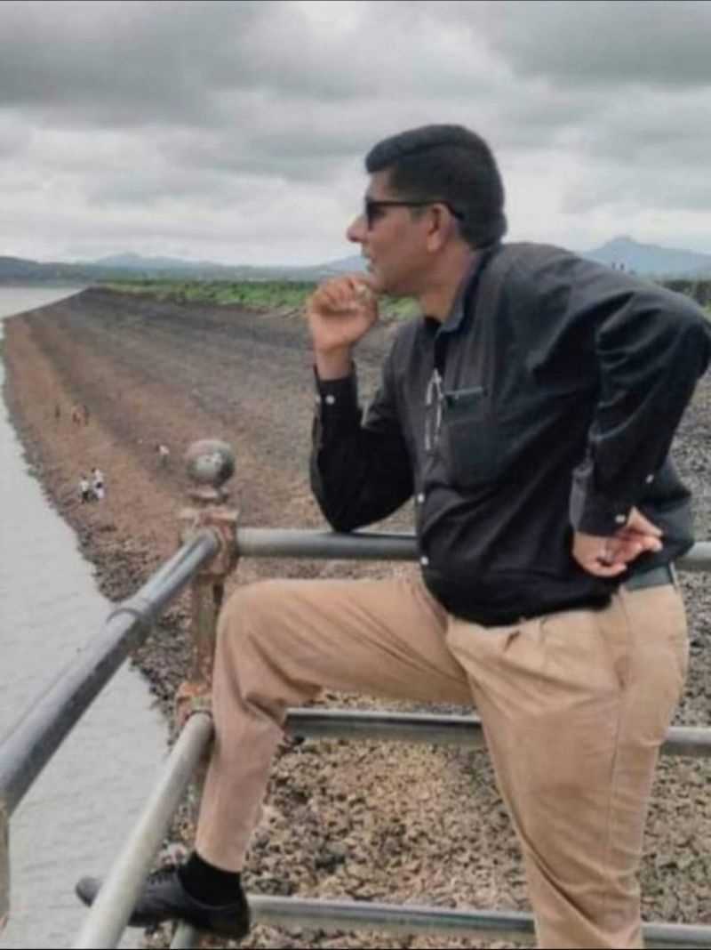Ravi, 60