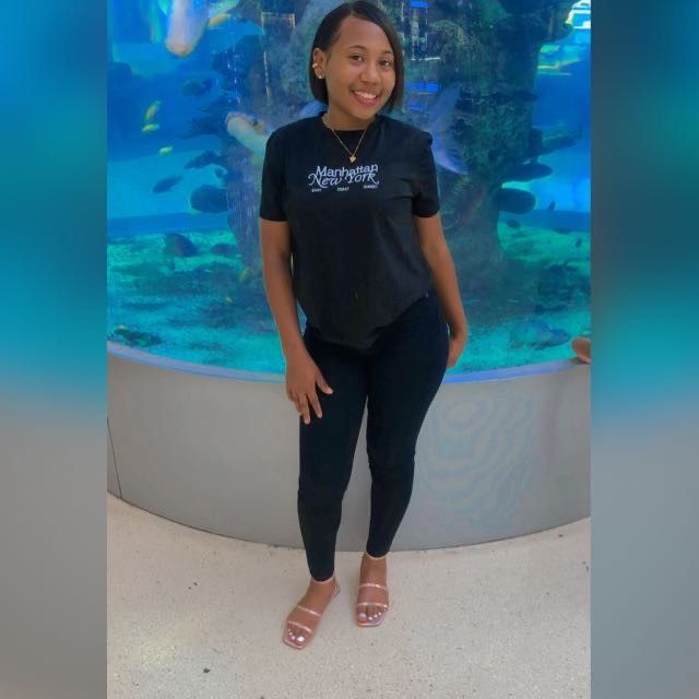 Yulissa, 23