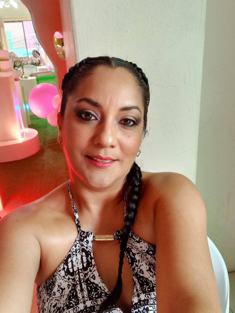 Maeli, 45