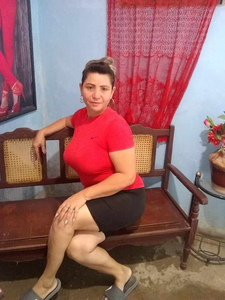 Aracelis, 45
