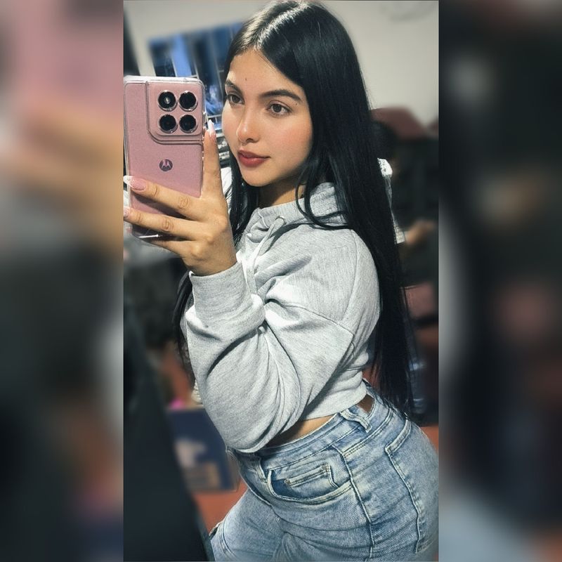 Antonella, 22