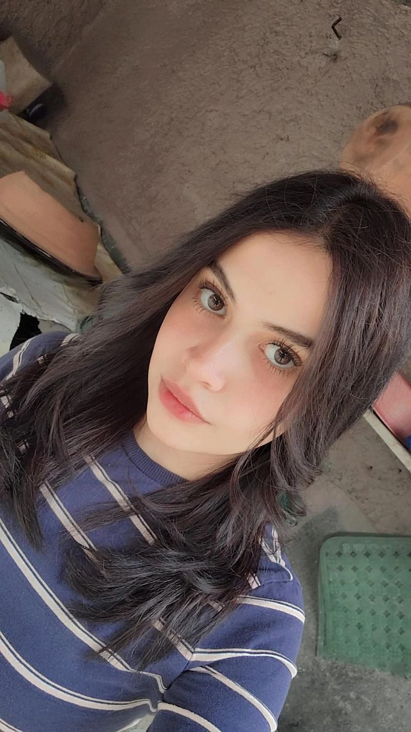 Ana María, 22