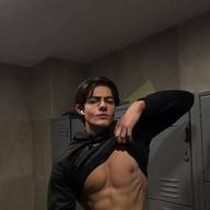 Juan, 25