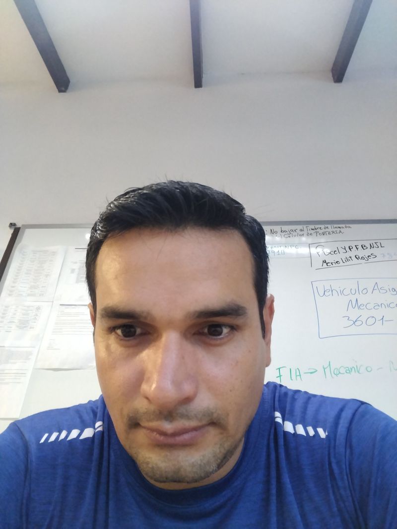 Marco, 37