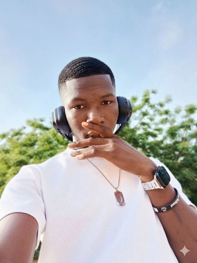 Charles, 23