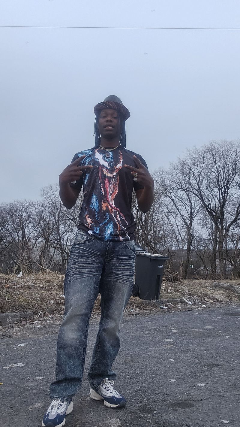Solomane, 28