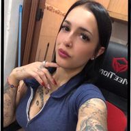 Ximena, 28