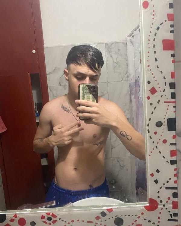 Giuliano, 22