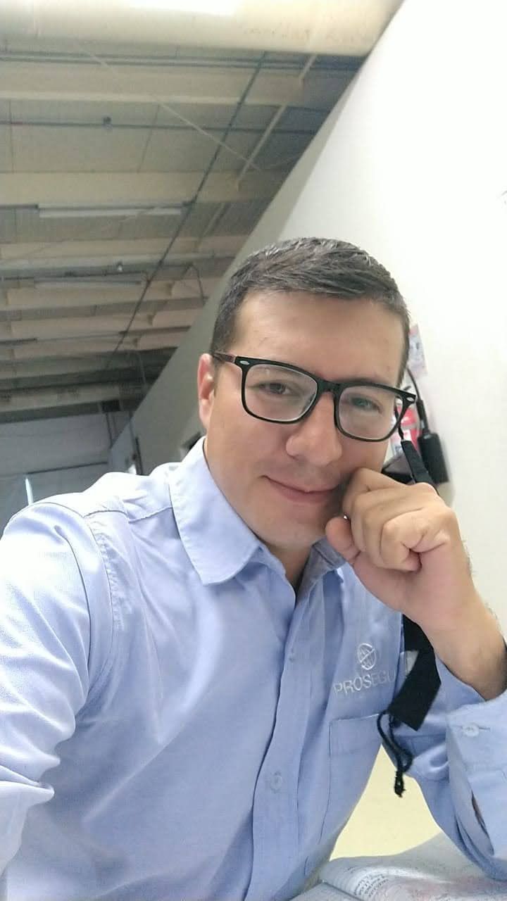 Alex, 45