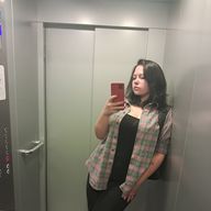 Вікторія, 28