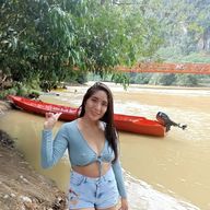 Noemi, 27
