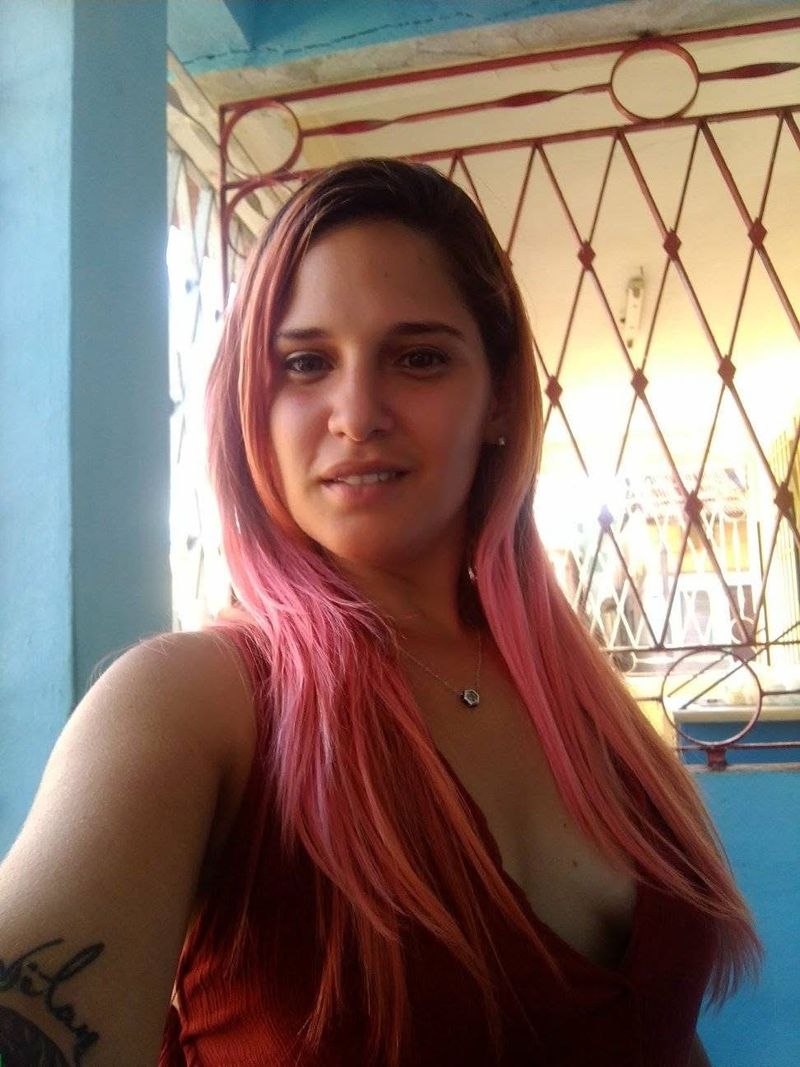 Ysi, 27
