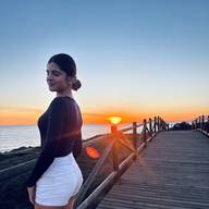 Lucia, 18