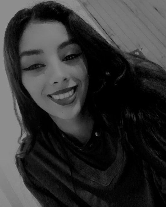 Elizabeth, 22