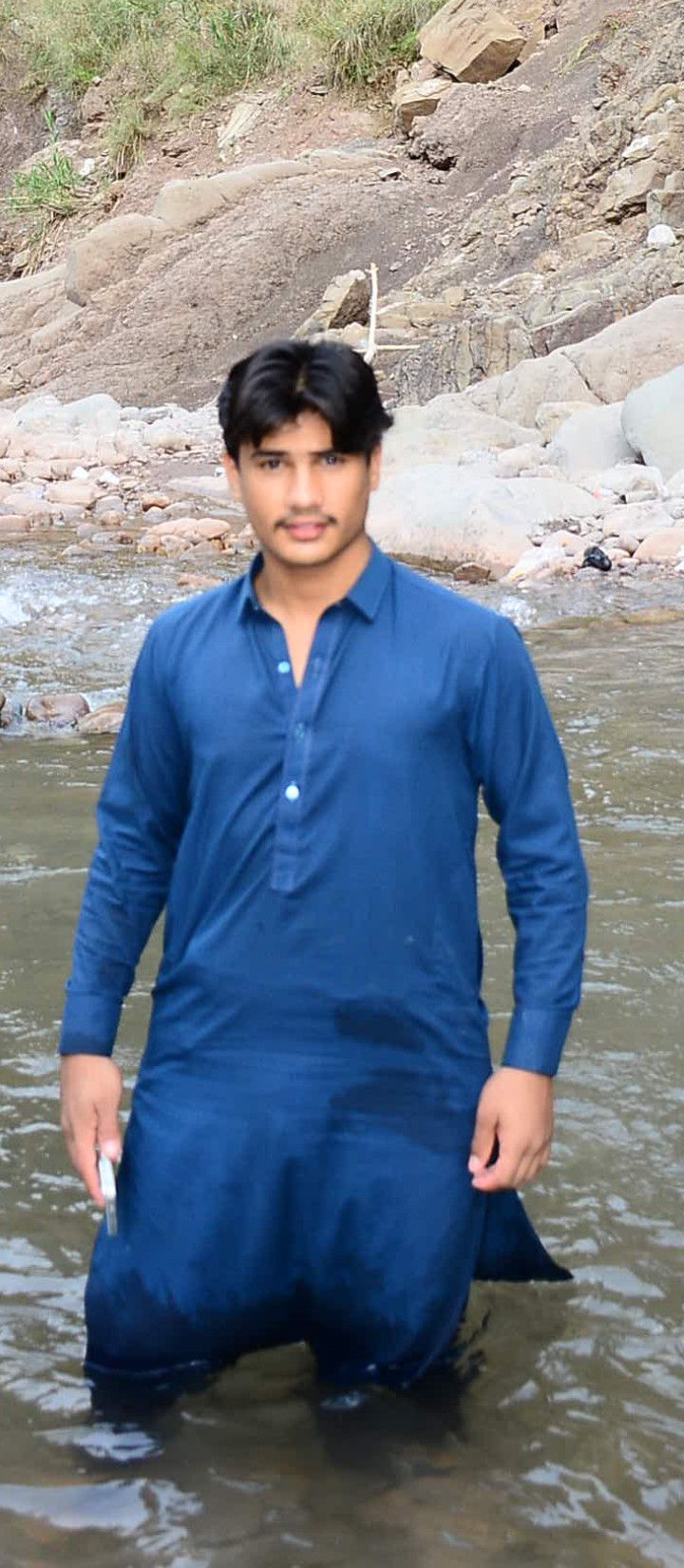 Khan, 23