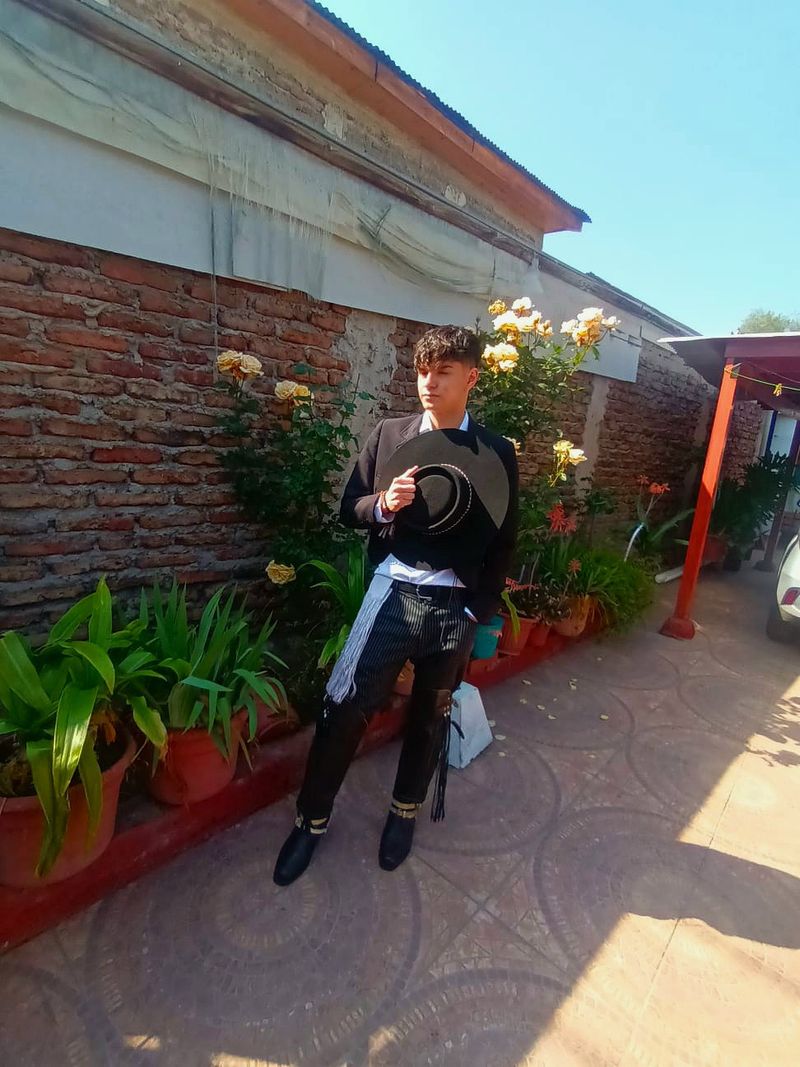 Maxi, 18