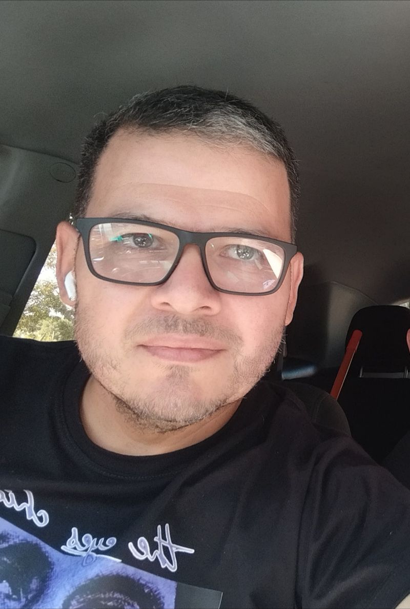 Mario, 48