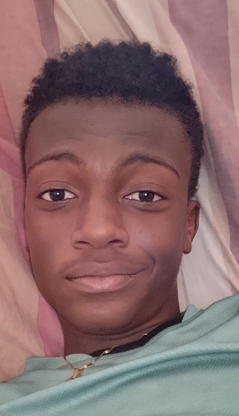 Anselmo, 18