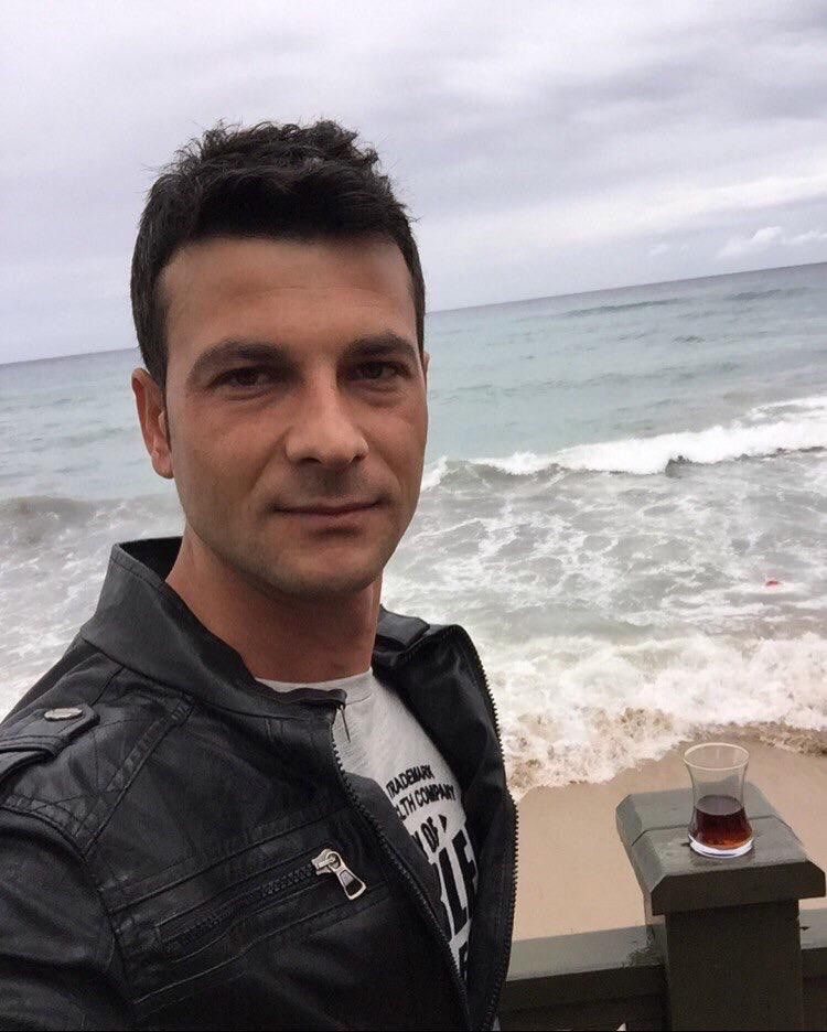 Mert, 36